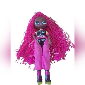 LOL Surprise OMG Dance Dance Virtuelle Fashion Doll Dressed In Accessories